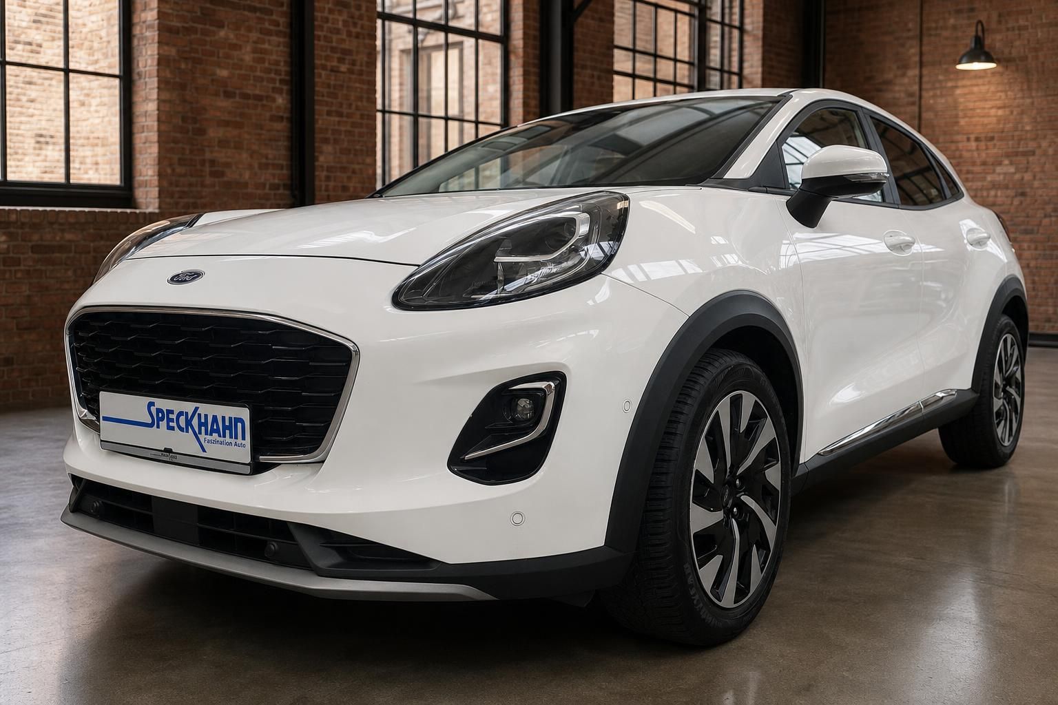 Ford Puma weiß Frontansicht SUV bei Speckhahn