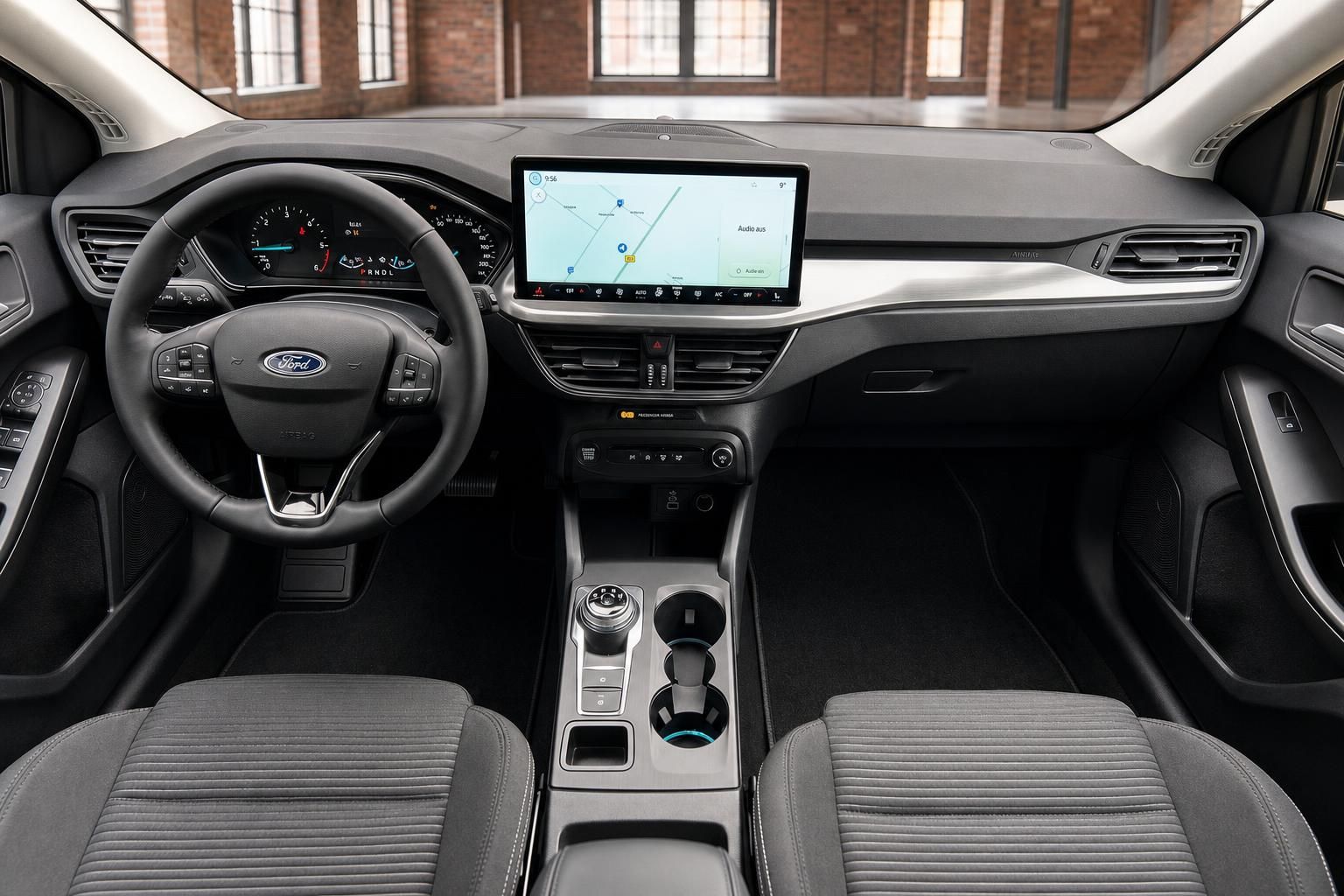 Ford Interieur Frontansicht mit Armaturenbrett und Navigationssystem