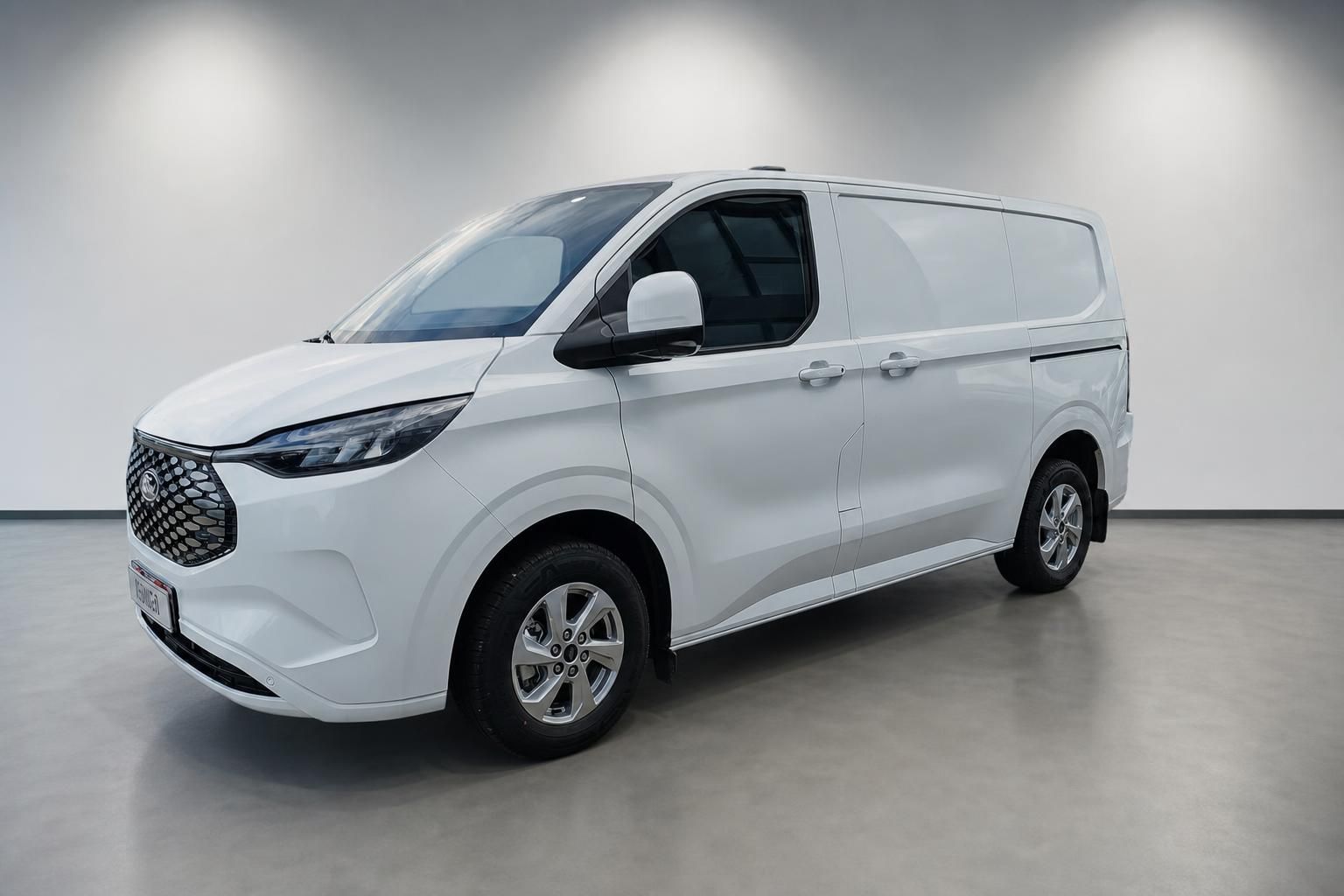 Ford Transit Custom weiß Kastenwagen Seiten-Frontansicht