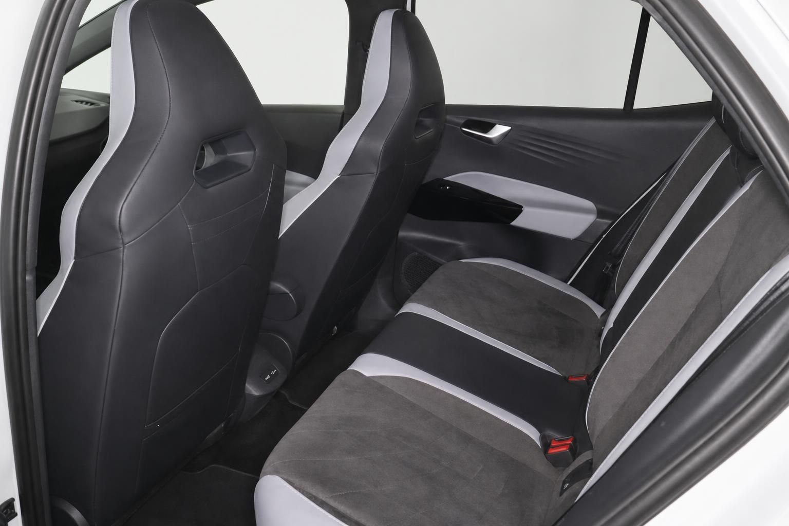 VW ID.3 Rücksitzbank mit sportlichem Zweifarb-Design