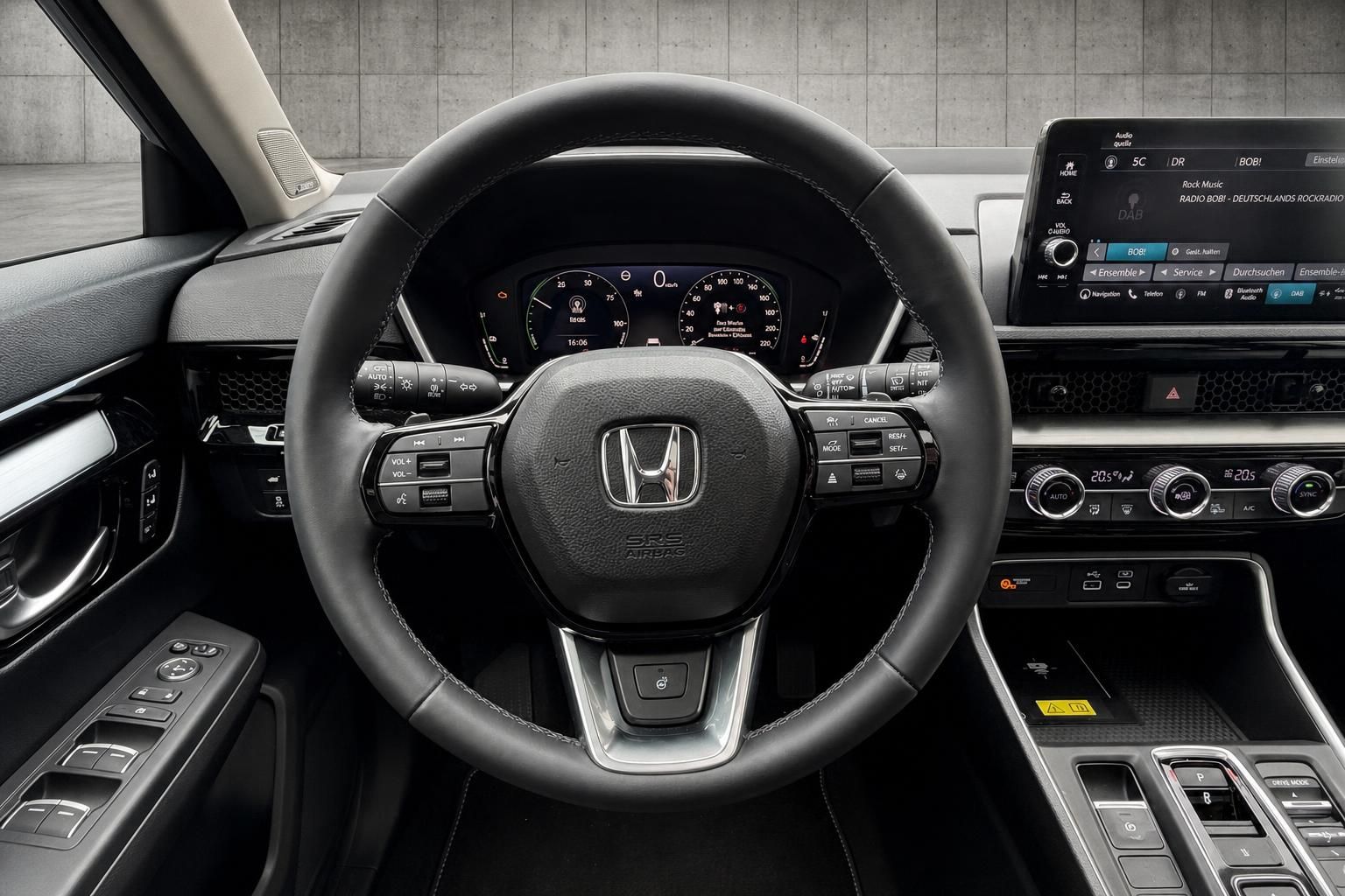 Honda CR-V Lenkrad Nahaufnahme mit Multifunktionstasten