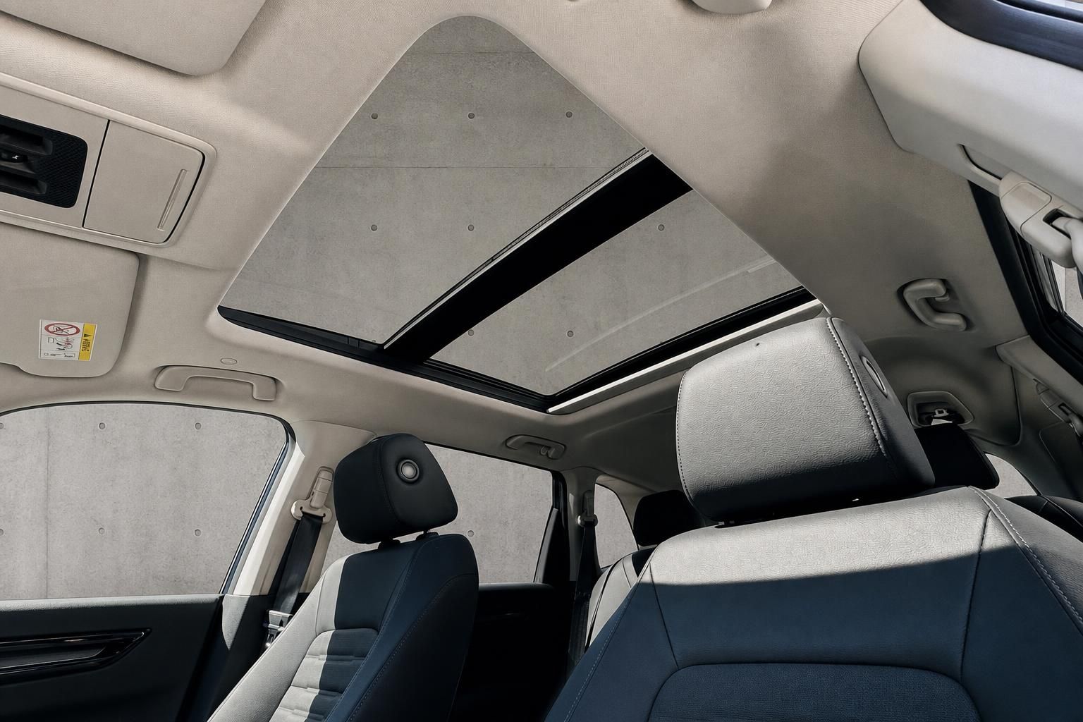 Honda CR-V Panorama-Schiebedach im Innenraum
