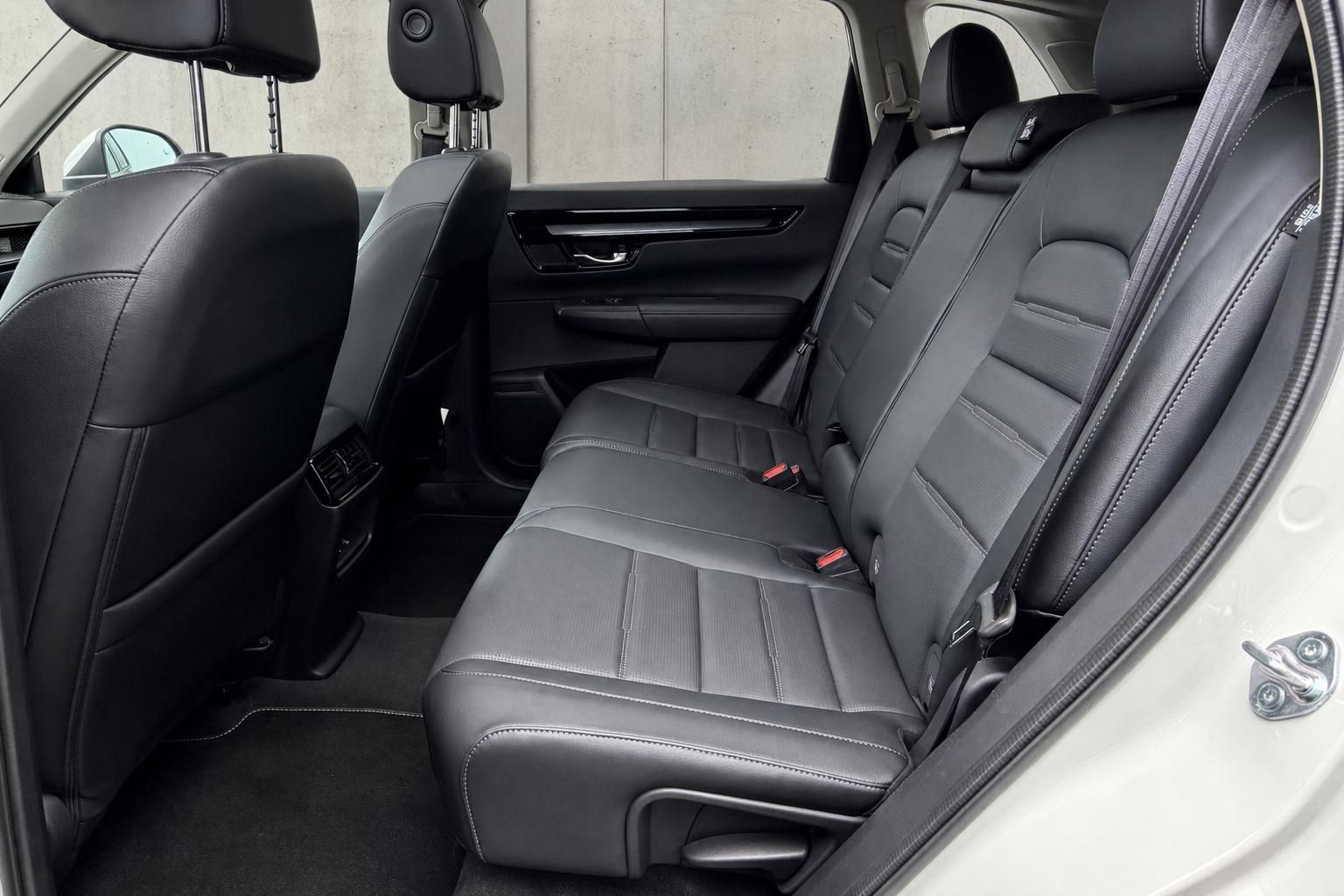 Honda CR-V Rücksitzbank in schwarzem Leder