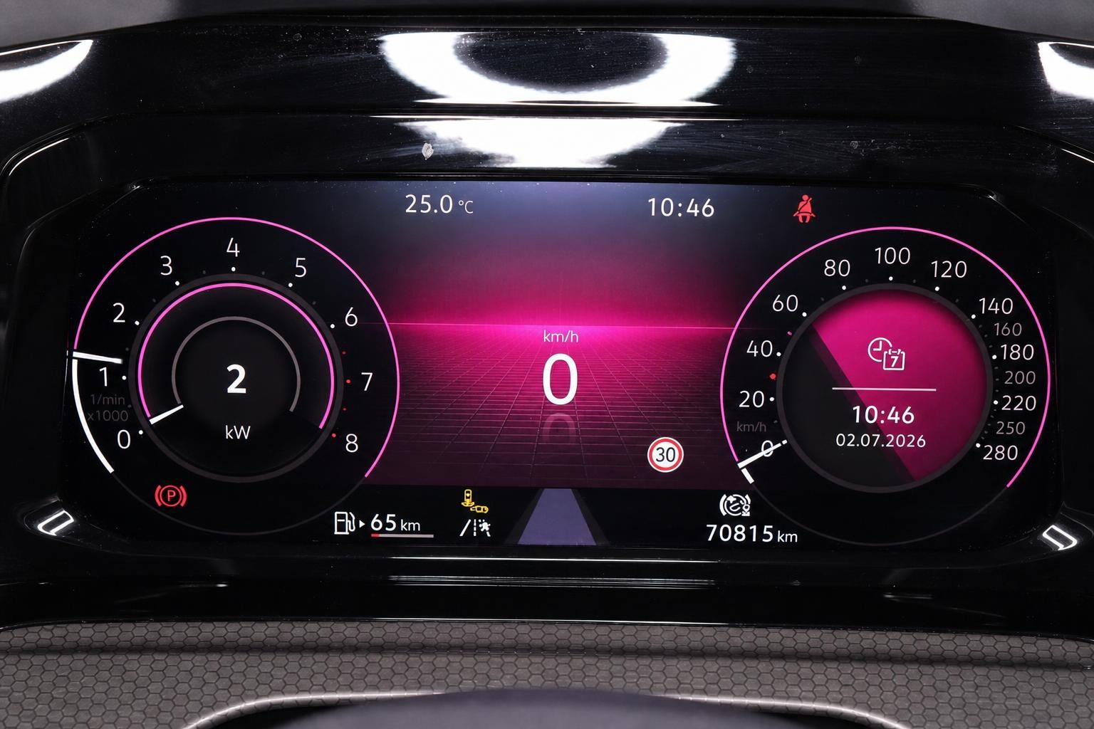 VW Golf GTI digitales Kombiinstrument mit Tacho und Drehzahlmesser
