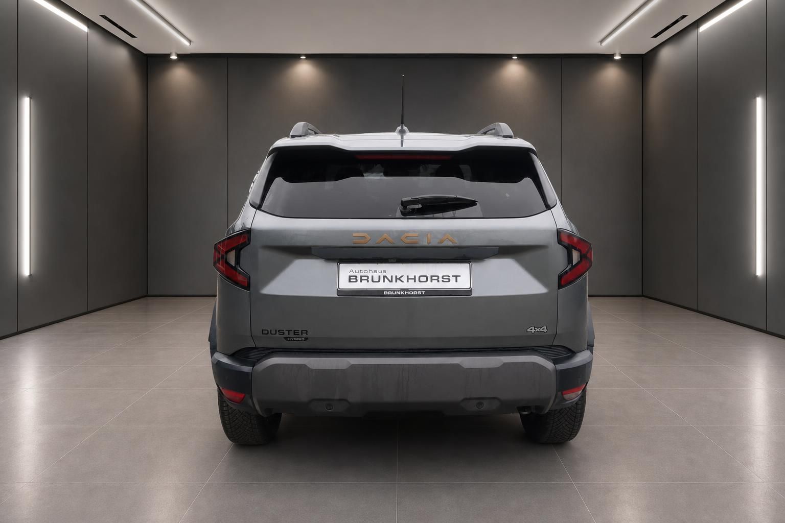 Dacia Duster SUV Heckansicht grau 4x4 Allradantrieb bei Autohaus Brunkhorst