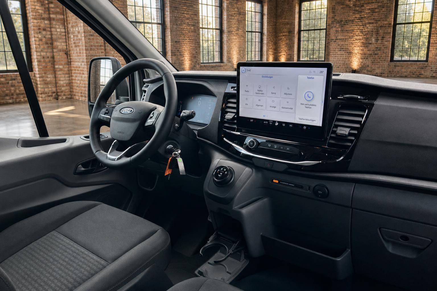 Ford Transit Fahrerkabine mit digitalem Tacho und Touchscreen