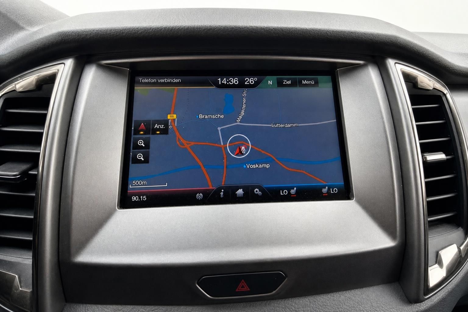 Ford Ranger Navigationssystem mit Kartenansicht im Touchscreen-Display