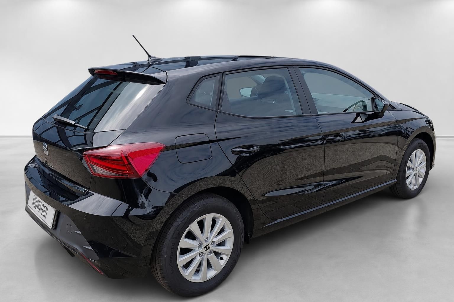 SEAT Ibiza schwarz Heck-Seitenansicht Neuwagen