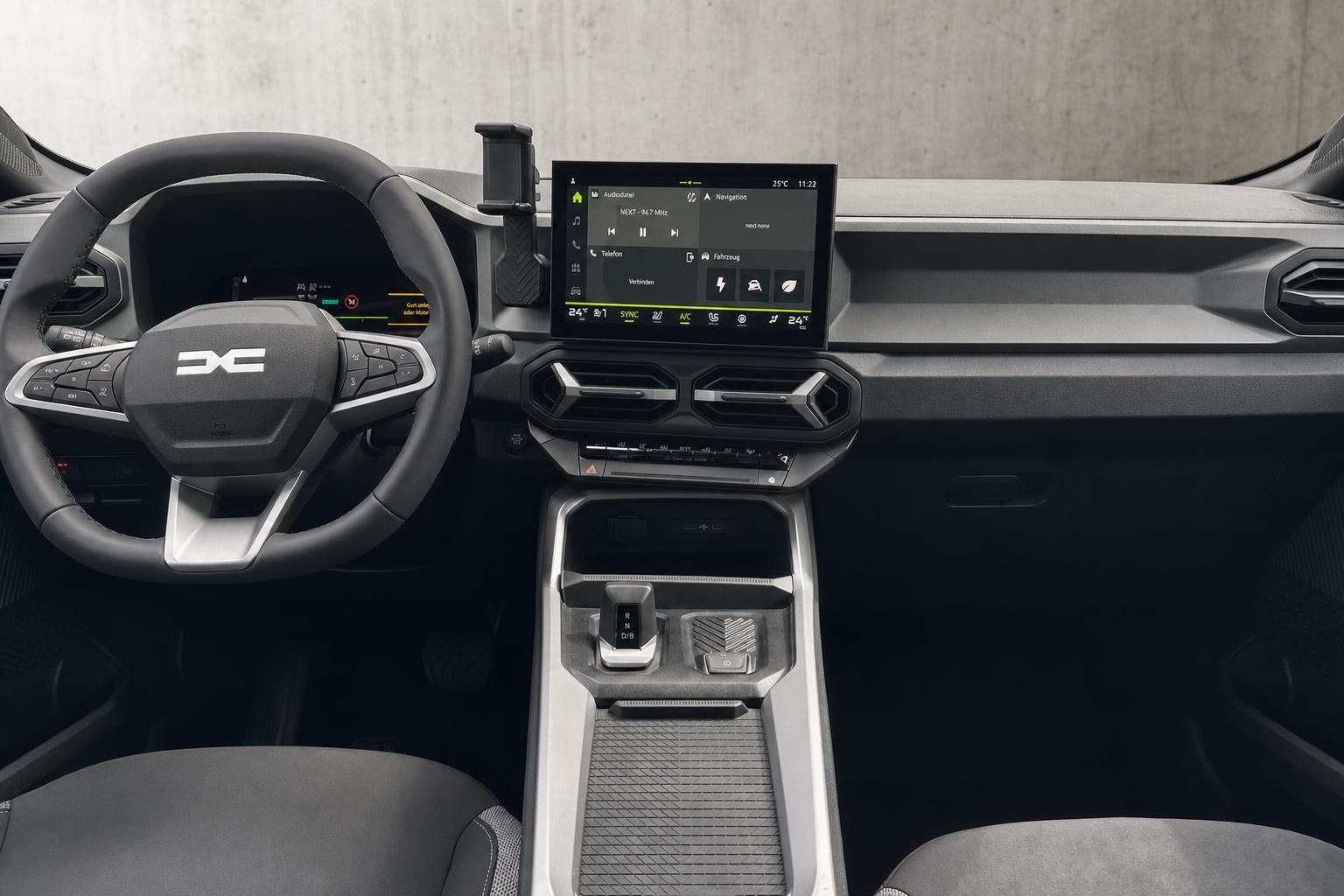 Dacia Bigster Cockpit mit Touchscreen-Display, Lenkrad und Instrumententafel
