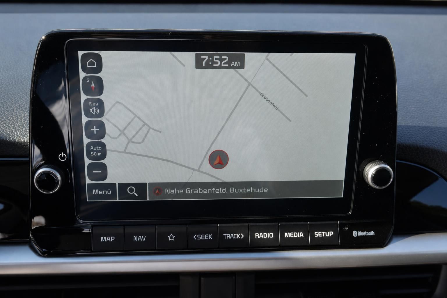 Fahrzeug Navigationssystem Touchscreen mit Kartenansicht und GPS-Navigation Buxtehude