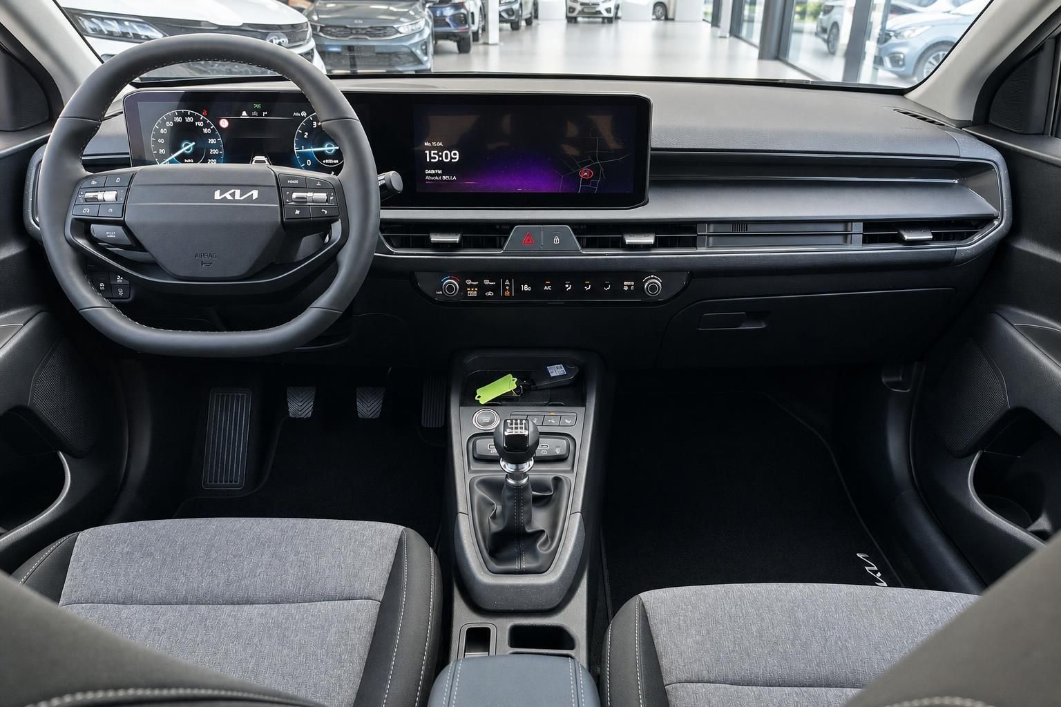 Kia Stonic Cockpit mit Lenkrad und digitalem Display