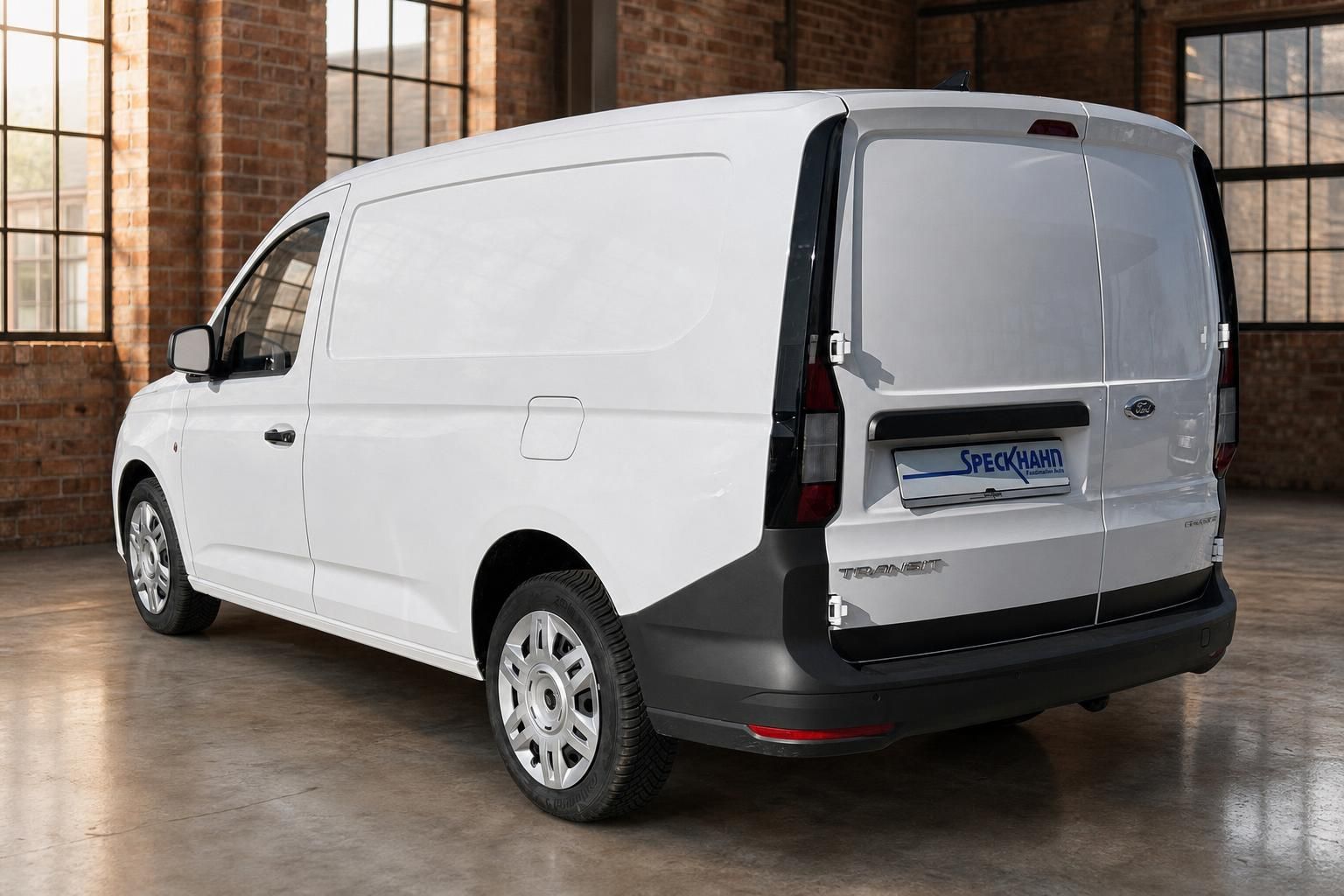 Ford Transit Connect weiss Heckansicht schräg rechts – Transporter Nutzfahrzeug
