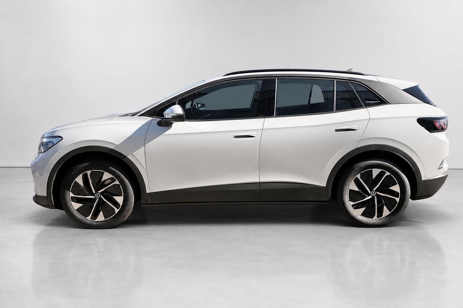 VW ID.4 weiß Seitenansicht Elektro-SUV Profil