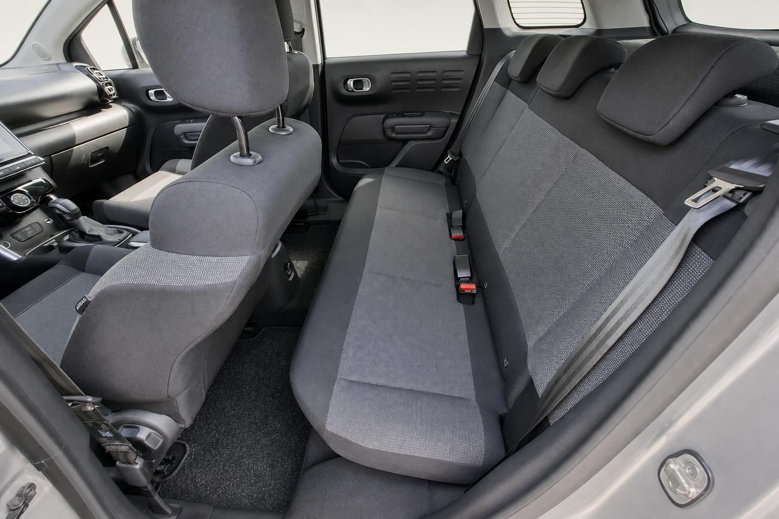 Citroën C3 Aircross Rücksitze und Innenraum in Grau-Schwarz