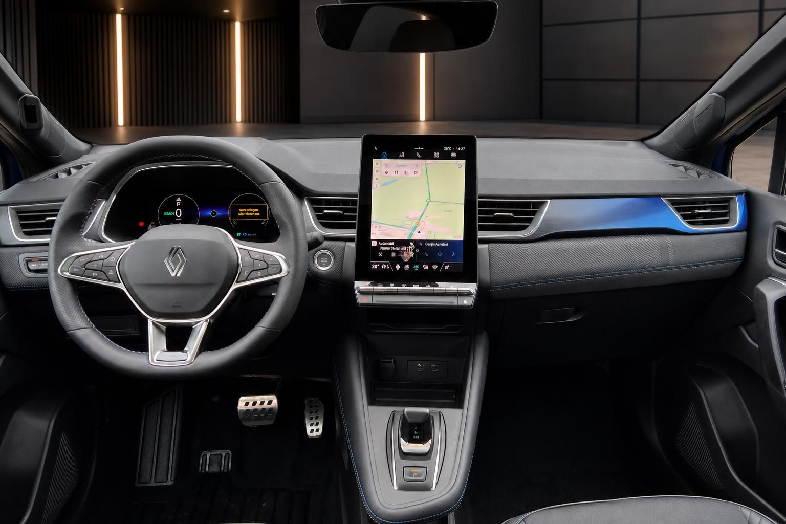 Renault Captur E-TECH Cockpit mit digitalen Instrumenten und großem Touchscreen Navigationssystem