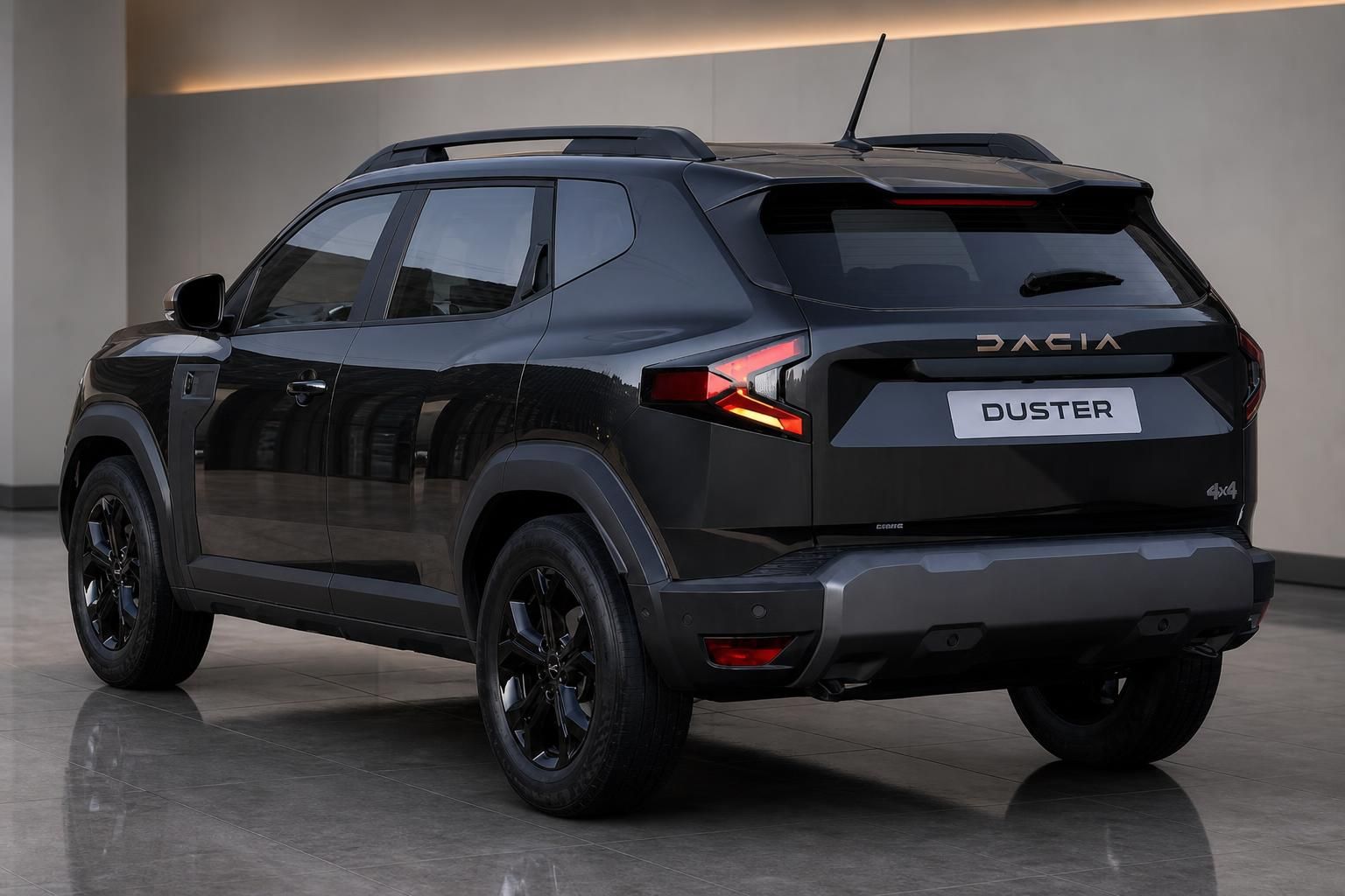 Dacia Duster SUV in grau-schwarz, Heckansicht mit Dachträger im Showroom