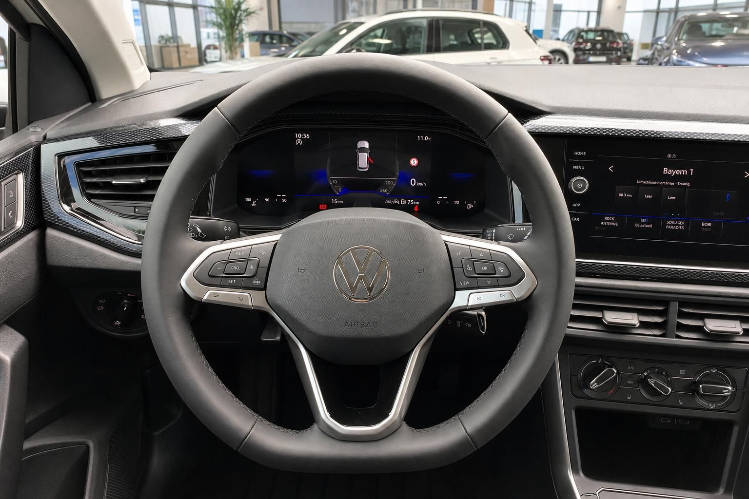 VW Polo Cockpit mit Multifunktionslenkrad, Digital Cockpit und Infotainment-Display