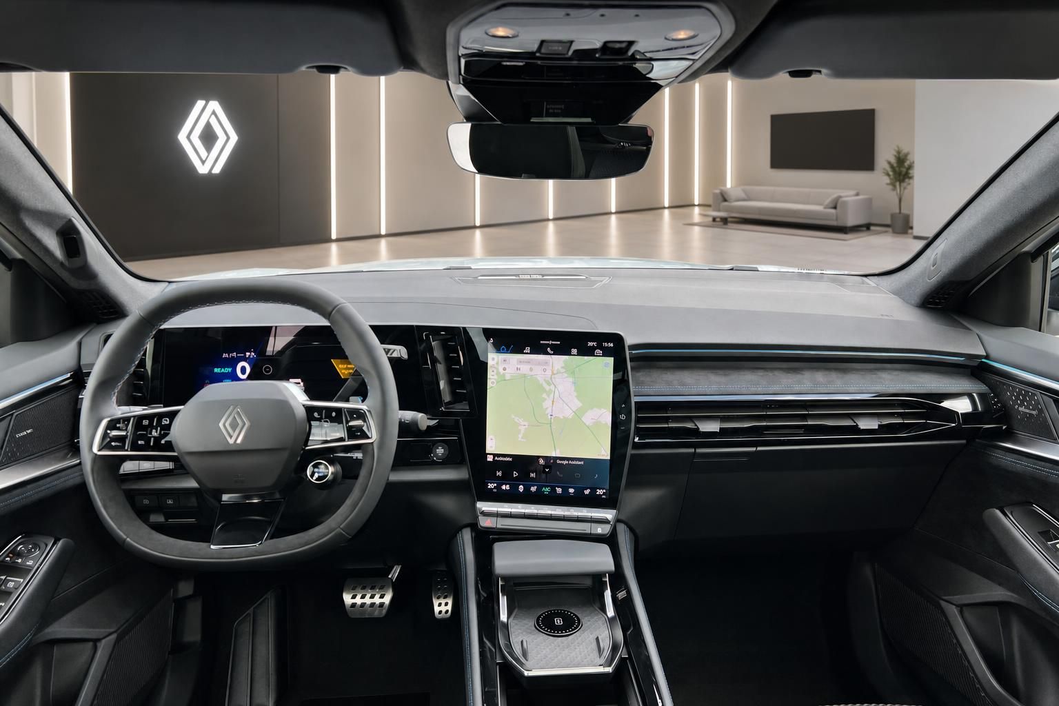 Renault Austral Innenraum mit Cockpit und Navigationsdisplay