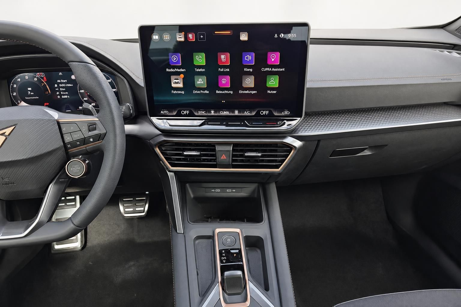 Cupra Infotainment Touchscreen mit Menue und digitalem Cockpit