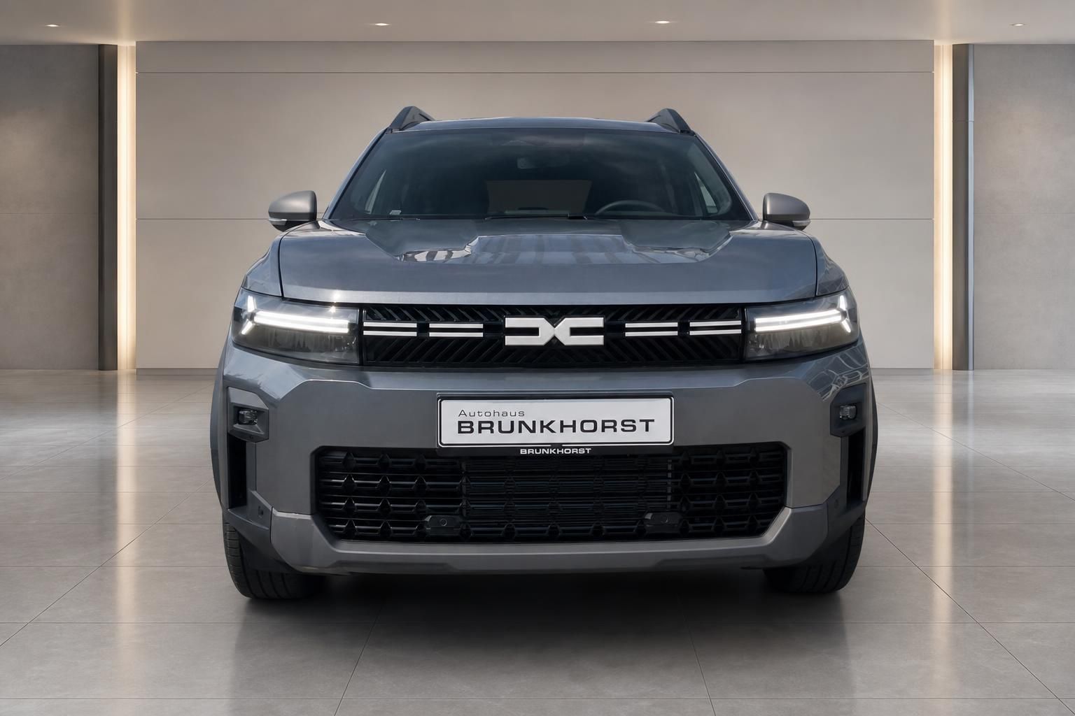 Dacia Bigster SUV grau Frontansicht im Autohaus Brunkhorst
