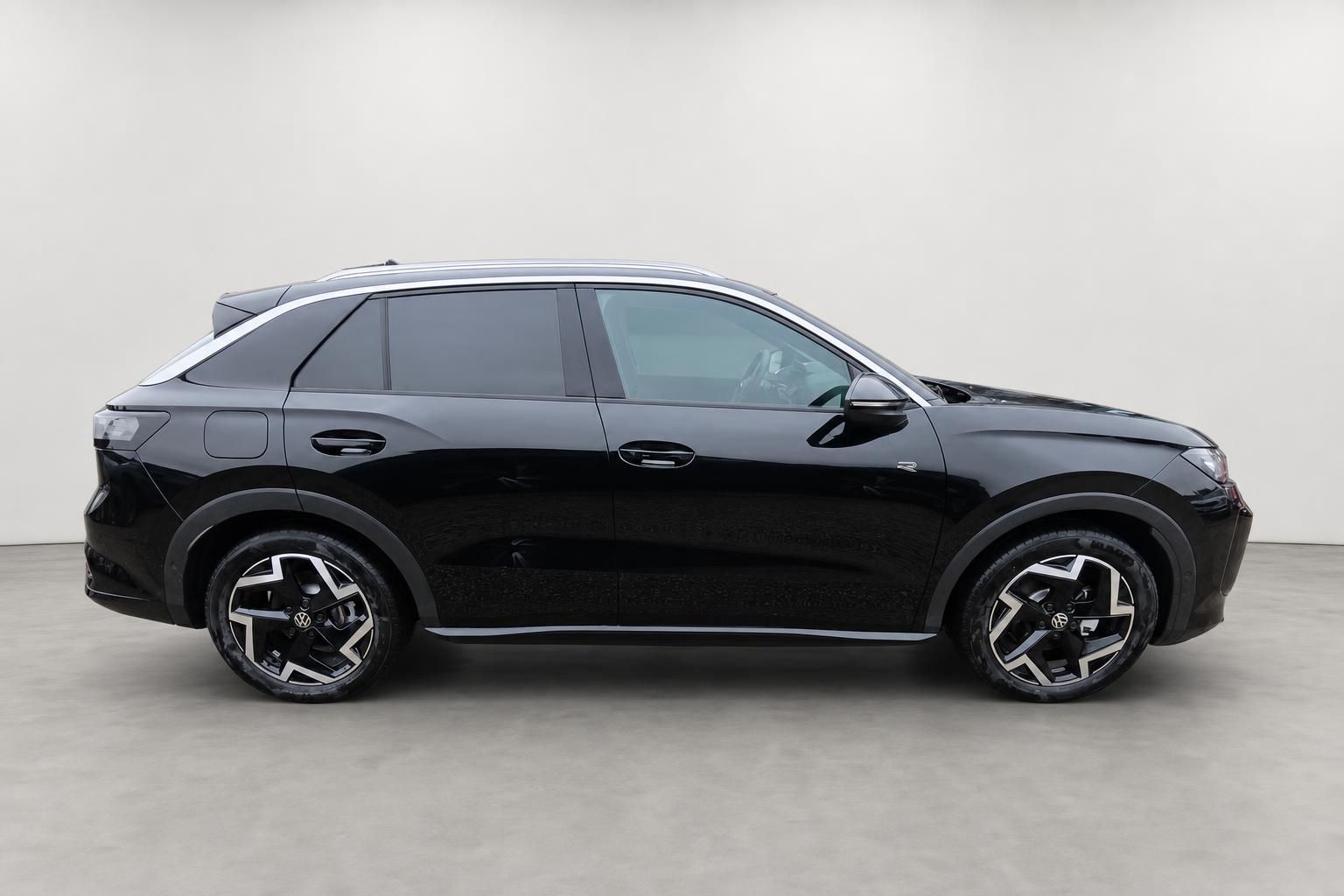 VW T-Roc schwarz Seitenansicht mit Leichtmetallfelgen