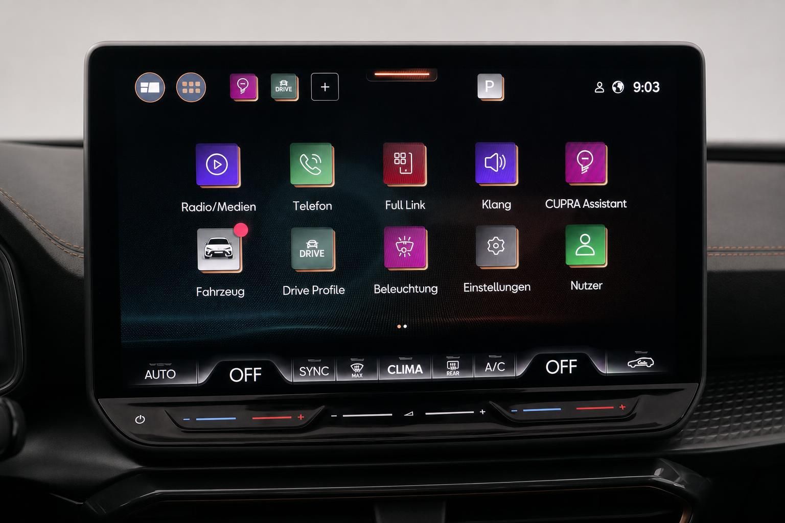 Cupra Leon Infotainment Touchscreen mit Menüsymbolen