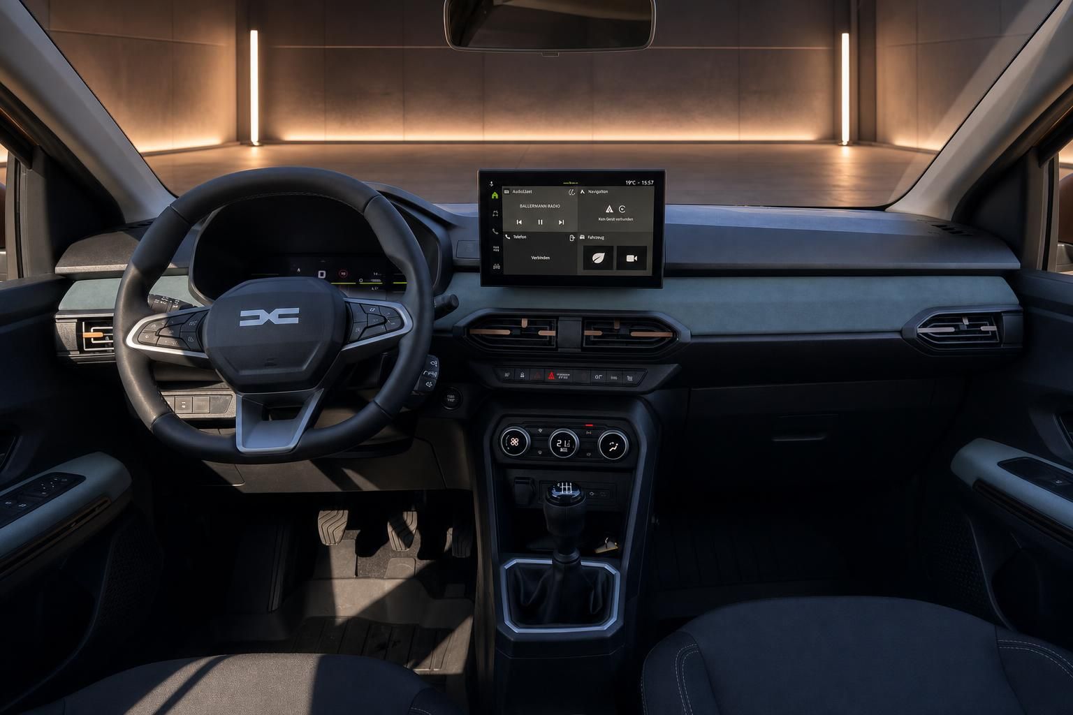 Dacia Armaturenbrett mit Touchscreen und Lenkrad - modernes Cockpit Design