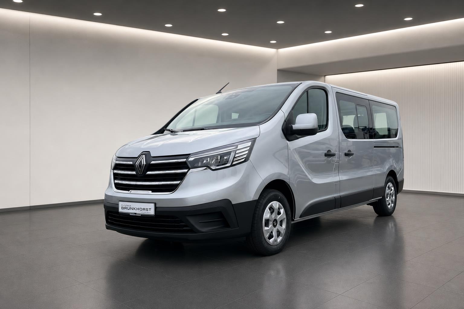 Renault Trafic dCi 150 L2H1 3,0t Grand Equilibre+Rollstuhlbefestigung