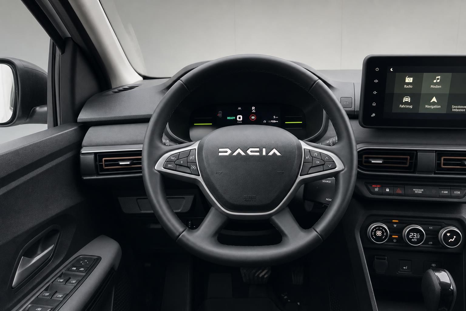Dacia Armaturenbrett mit digitalem Display und schwarzem Lenkrad im Cockpit