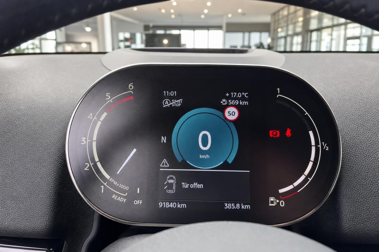 MINI Kombiinstrument mit digitaler Anzeige und Tachometer