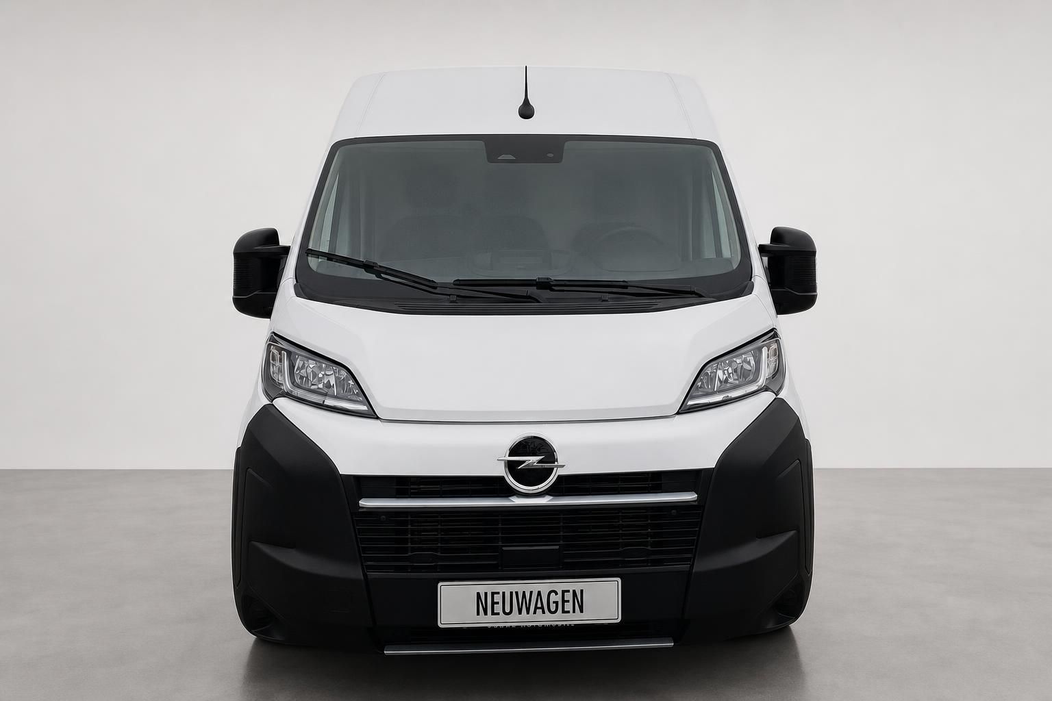 Opel Movano weiß Frontansicht Transporter Neuwagen