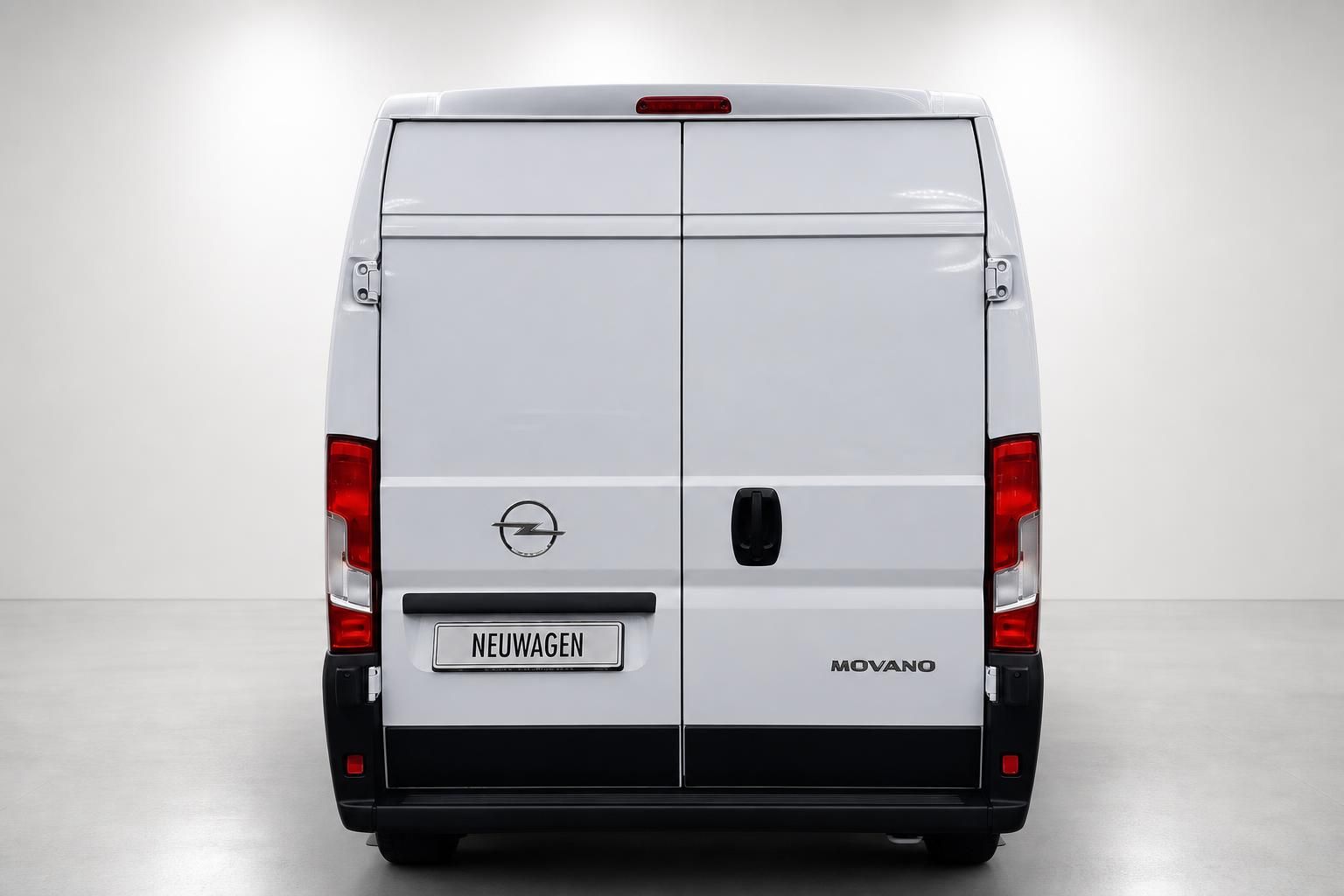 Opel Movano Kastenwagen weiß, Heckansicht mit geschlossenen Türen