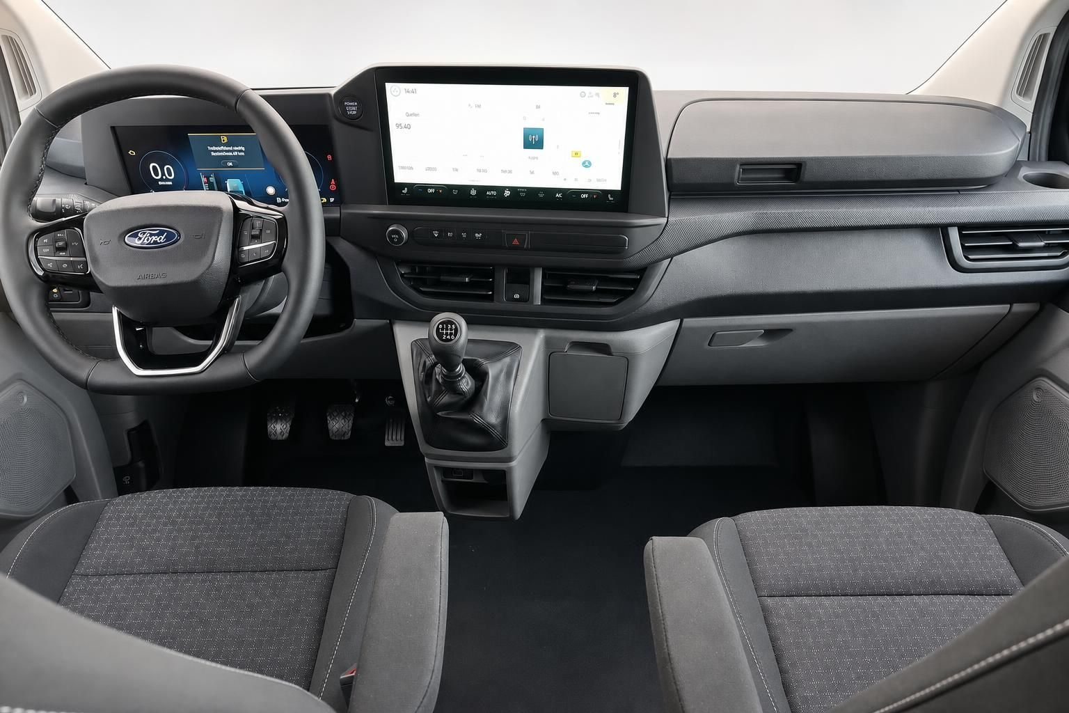 Ford Transit Cockpit mit Touchscreen und Lenkrad Nahaufnahme