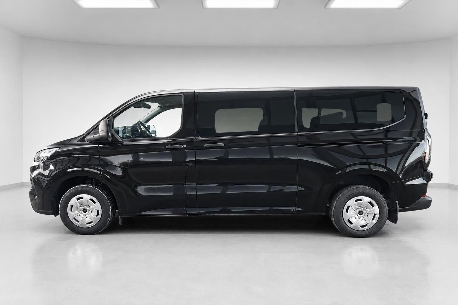Ford Transit Custom schwarz Van Seitenansicht komplett