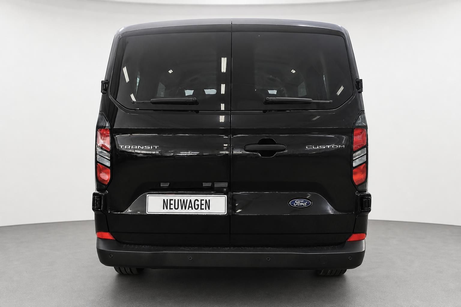 Ford Transit Custom schwarz Heckansicht Neuwagen