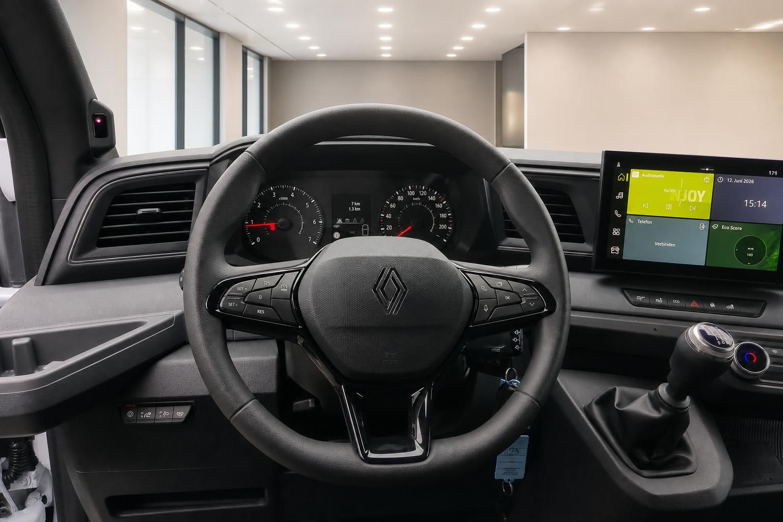 Renault Transporter Innenraum – Lenkrad mit Logo, Tacho und Touchscreen-Infotainmentsystem