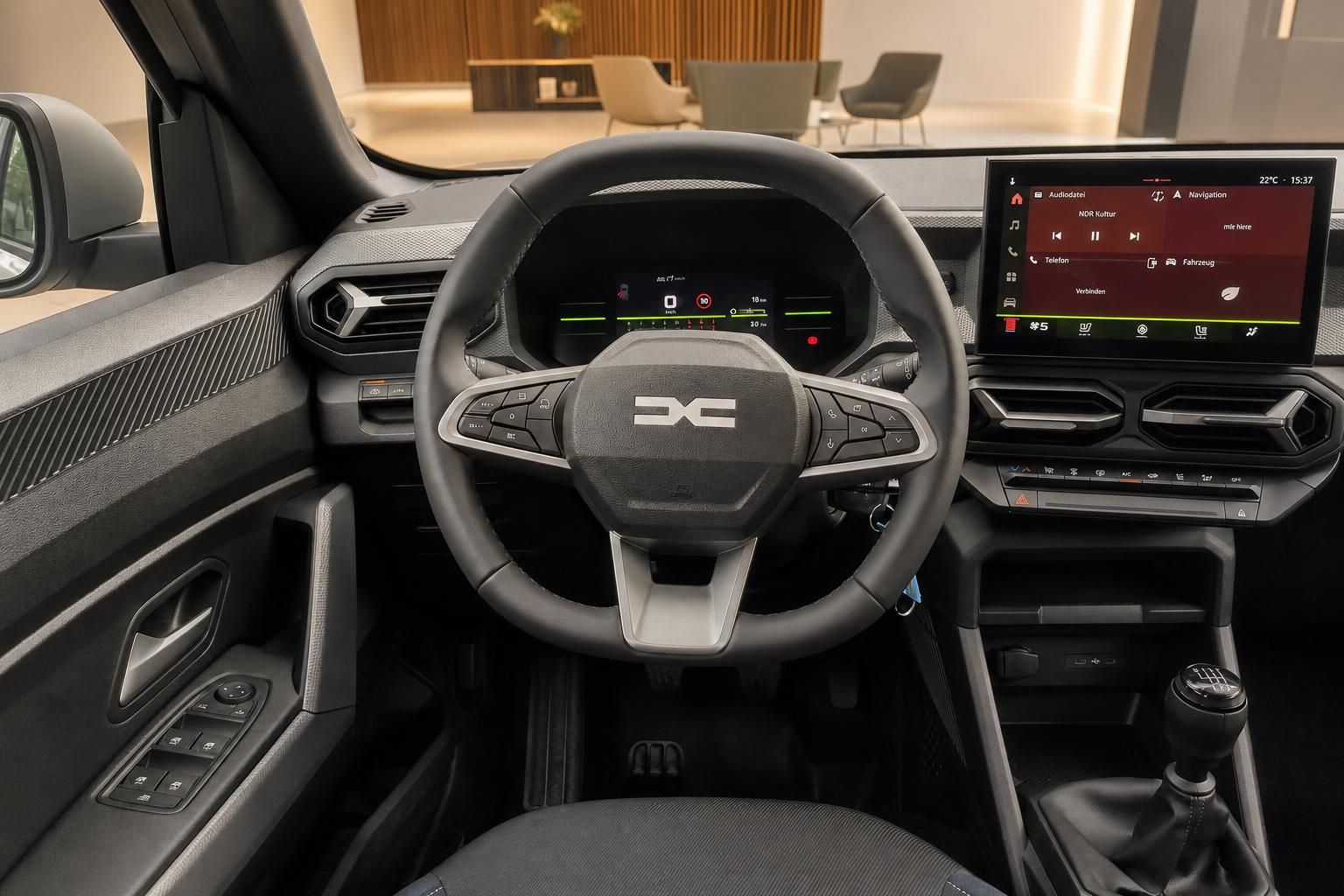 Dacia Cockpit mit Lenkrad und Digitaltacho im Innenraum