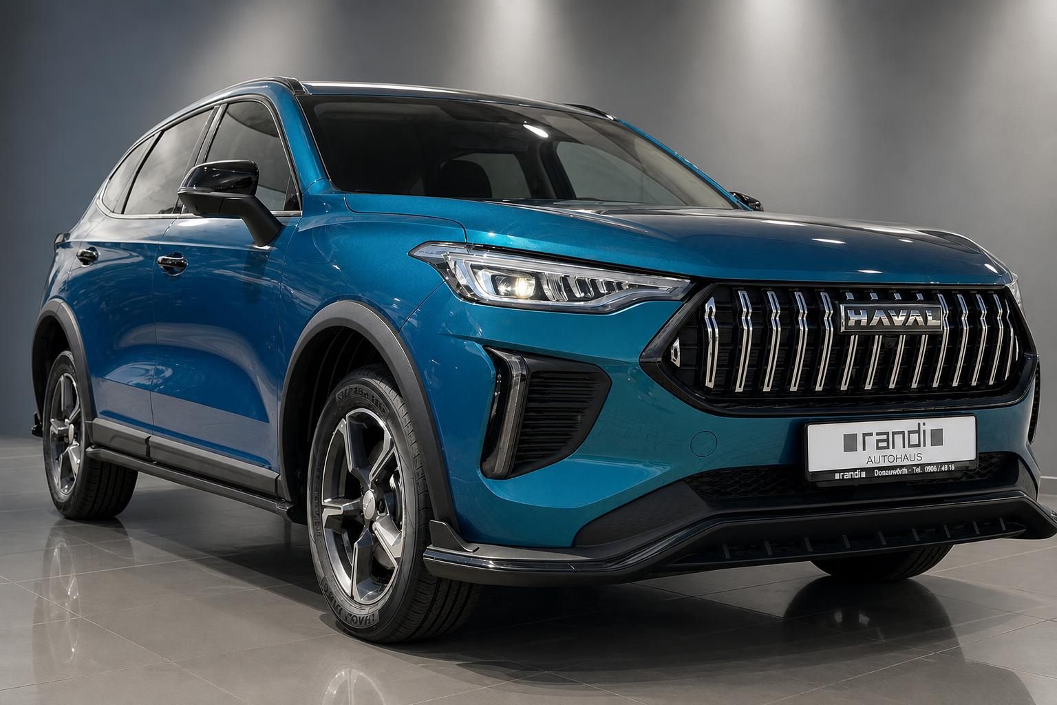 Haval SUV in Blau Frontansicht mit LED-Scheinwerfern