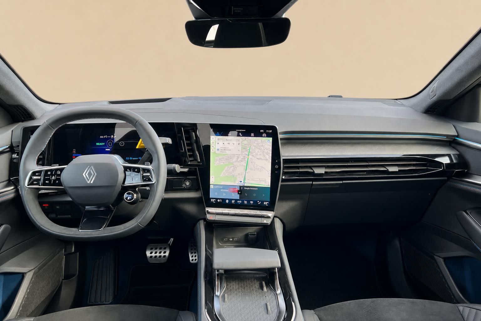 Renault Rafale Armaturenbrett mit großem Touchscreen und modernem Design