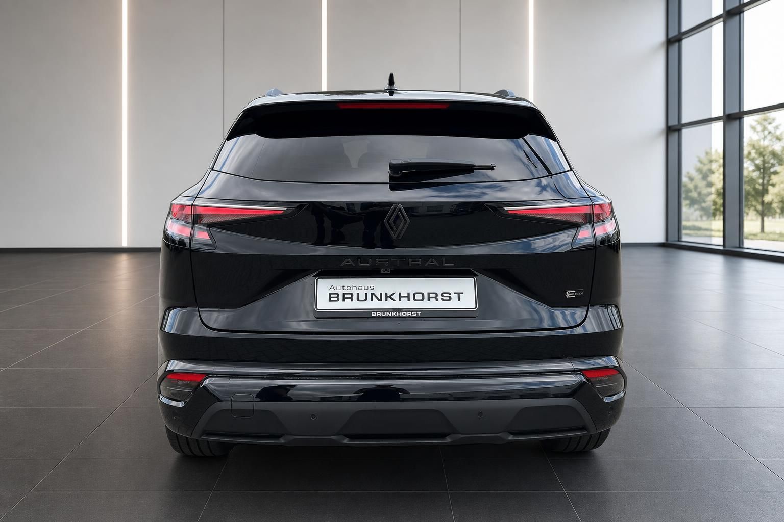 Renault Austral schwarz Heckansicht im Autohaus Brunkhorst
