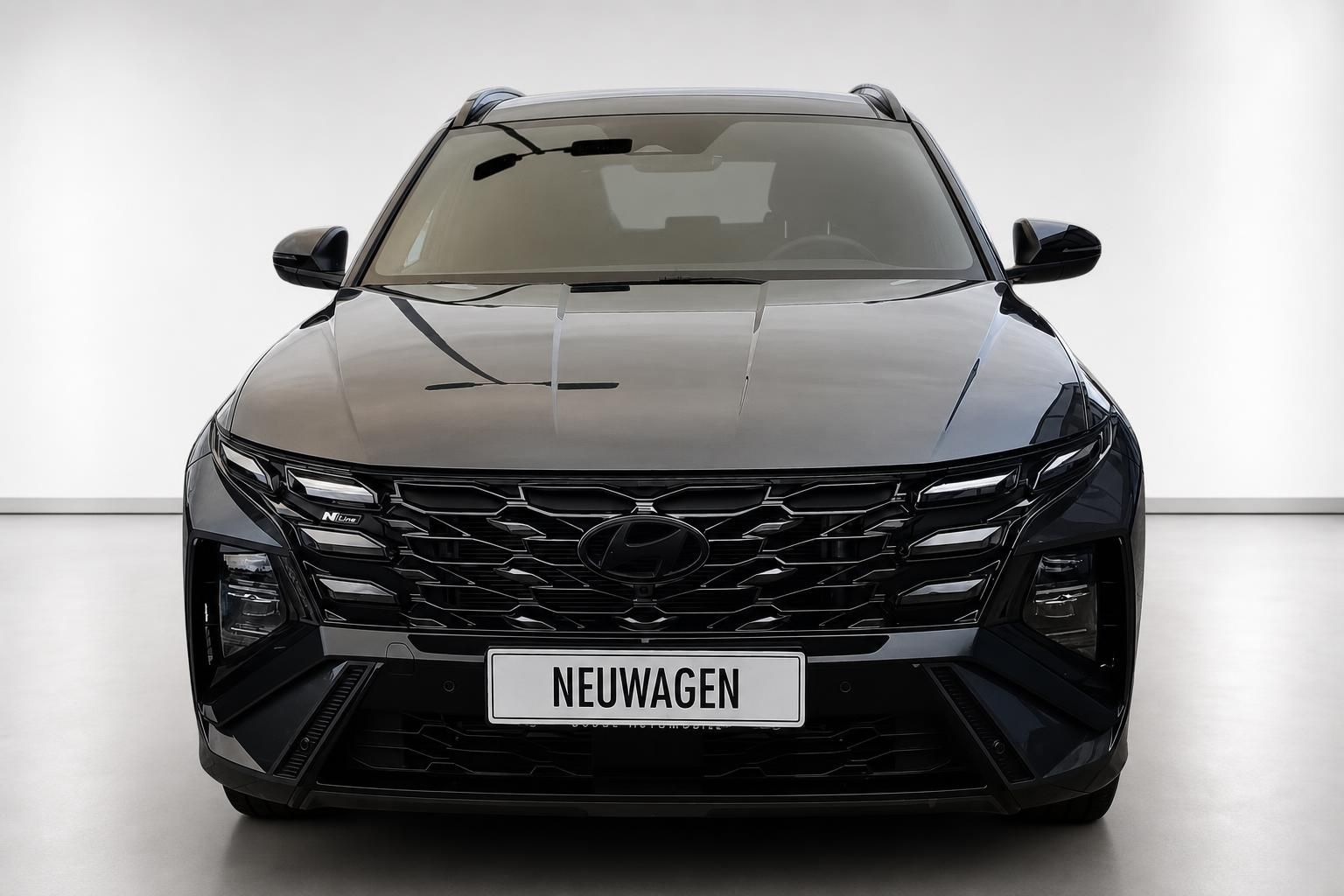 Hyundai Tucson N Line Frontansicht in Schwarz, Neuwagen