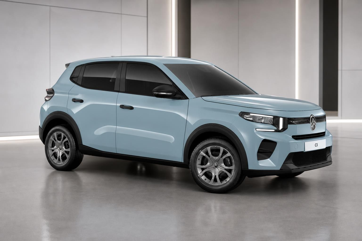 Citroën C3 in Hellblau, Seitenansicht schräg von vorne im Showroom