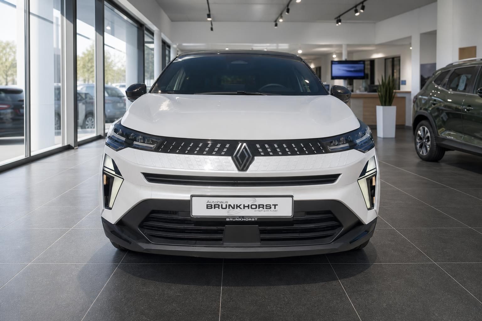 Renault Elektrofahrzeug Frontansicht in weiß im Brunkhörst Autohaus