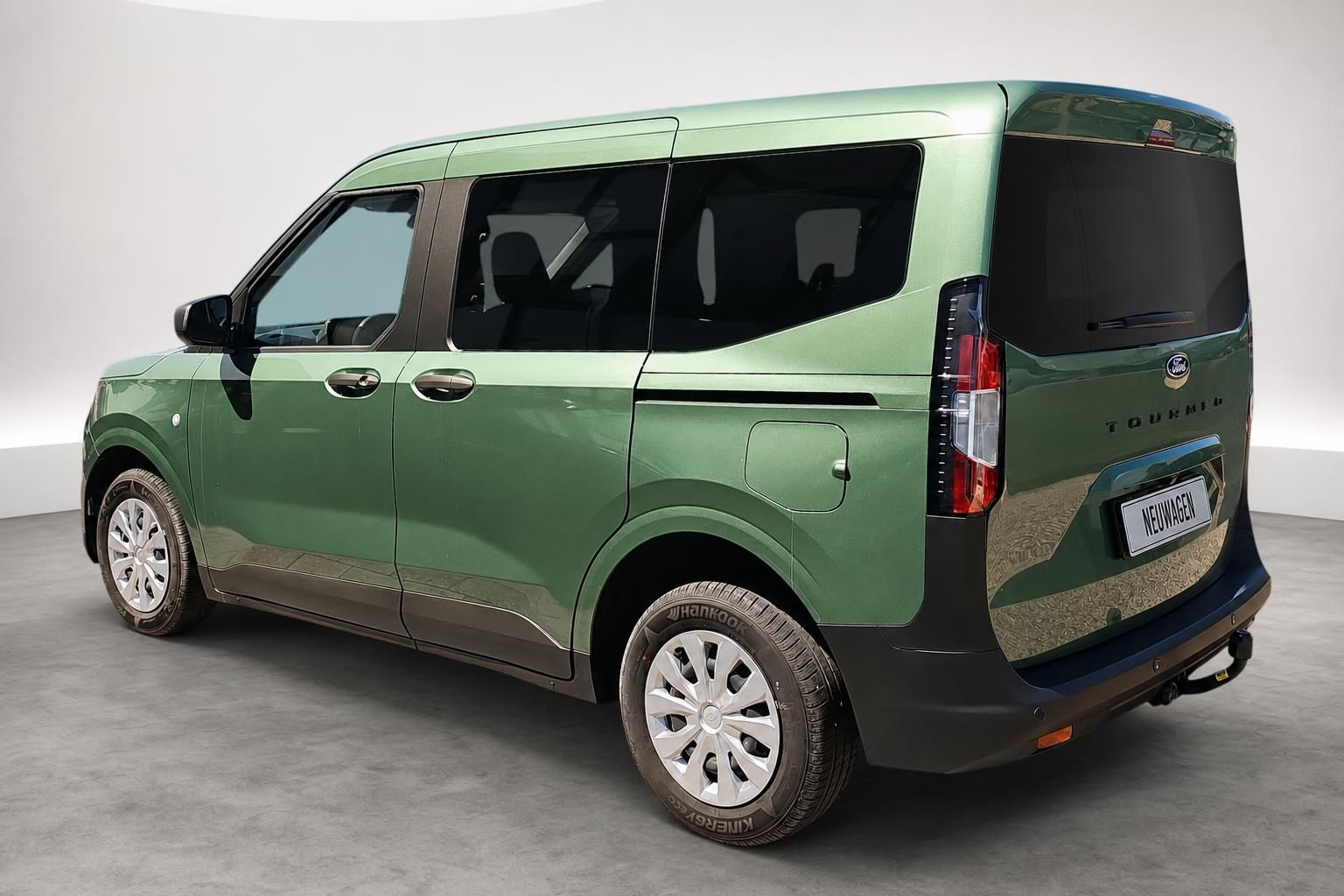 Ford Tourneo Courier grün metallic Heckansicht Seite Neuwagen