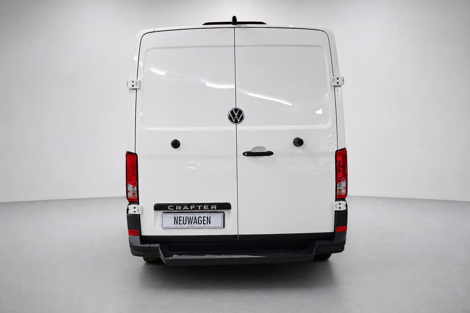 VW Crafter Kastenwagen weiß Heckansicht mit Doppeltüren
