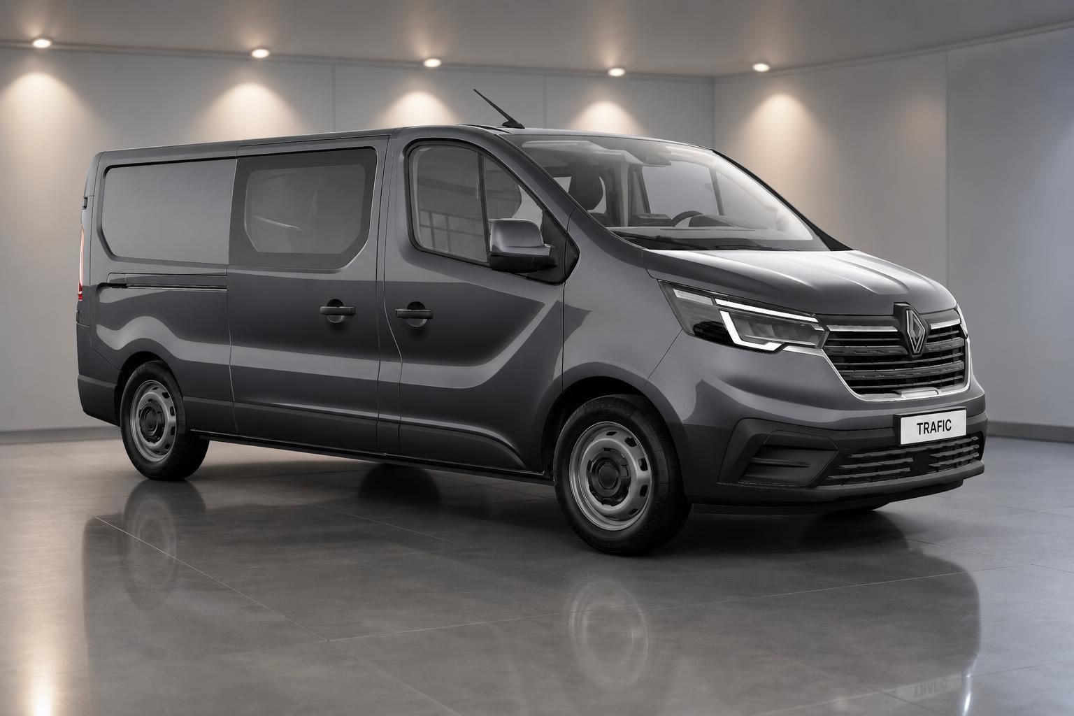 Renault Trafic Transporter grau, Frontansicht schräg im Showroom