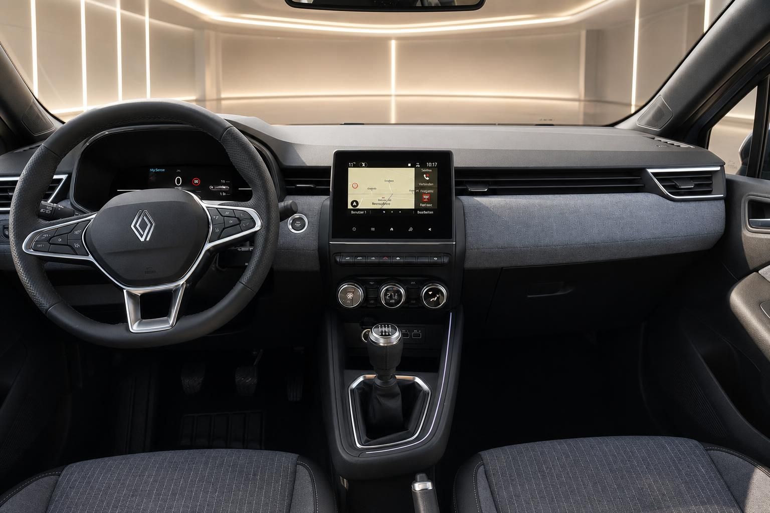 Cockpit mit Touchscreen, Lenkrad und Schaltknauf - zentrale Instrumententafel eines modernen PKW