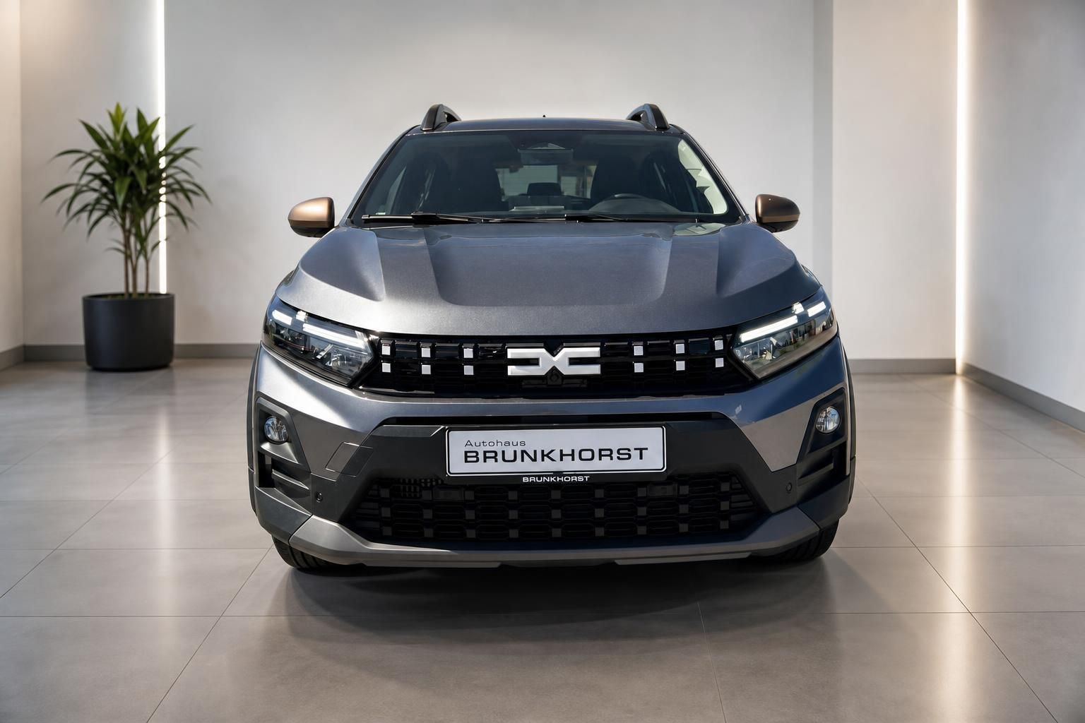 Dacia Sandero Stepway grau metallic Frontansicht - Autohaus Brunkhorst