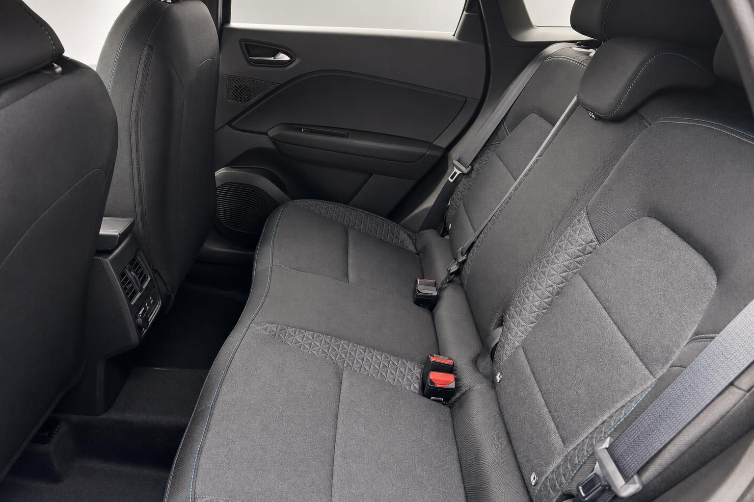 Renault Innenraum, Rueckbank und Tuerverkleidung im Detail