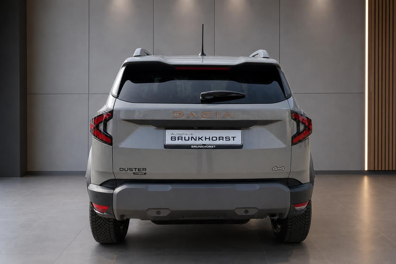Dacia Duster Hybrid 4x4 Heckansicht im Autohaus Brunkhorst